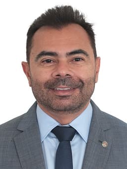 Idilvan Alencar